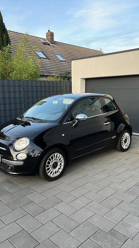 Schwarz Gebraucht 2009 Fiat 500 Kleinwagen | 3.000 € (Etwas zu teuer) - Bild 1/4