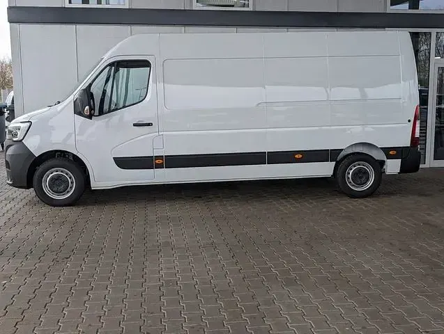 Gebraucht Renault Master 135 PS (99 kW) 2023 Weiß Van