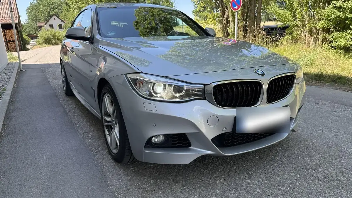 Gebraucht BMW 320 M Sport 184 PS (135 kW) 2013 Silber Limousine