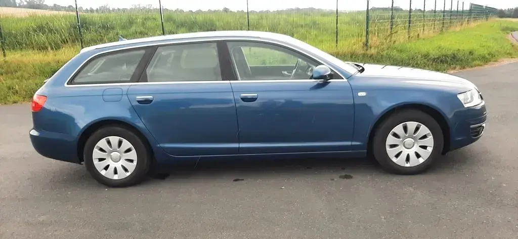 Gebraucht Audi A6 Ambiente 170 PS (125 kW) 2008 Blau Kombi