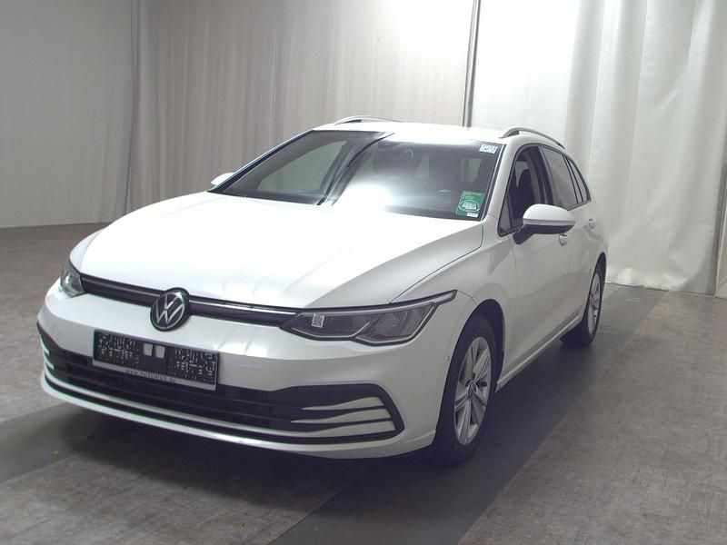 Gebraucht VW Golf VIII Life 150 PS (110 kW) 2024 Weiss Kombi