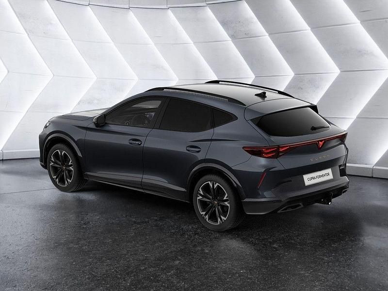 Neu Cupra Formentor 204 PS (150 kW) 2026 Grau SUV