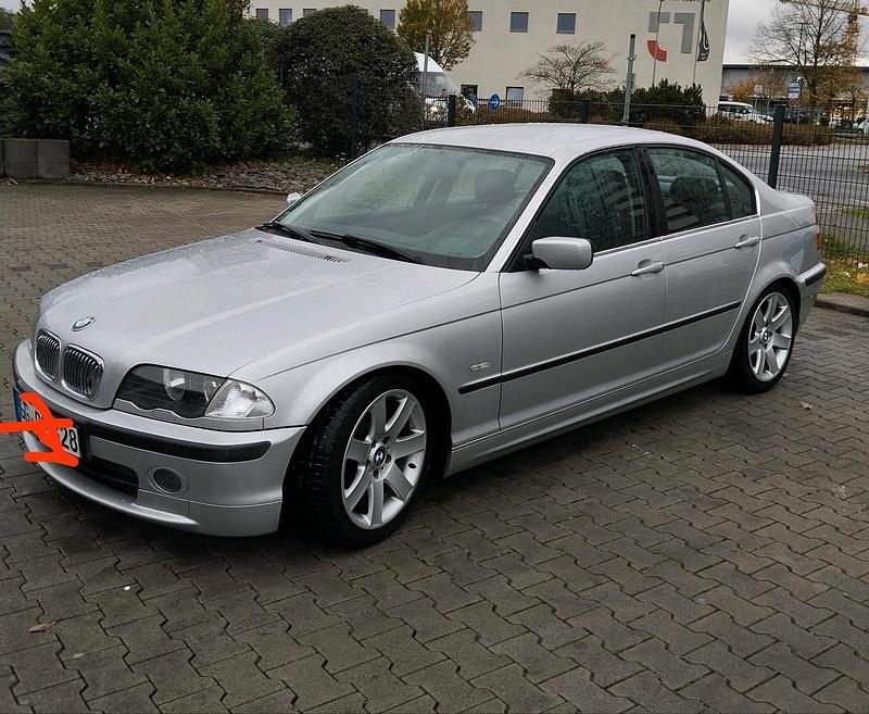 Silber Gebraucht 1999 BMW 328 Limousine | 4.750 € (Fairer Preis) - Bild 1/4
