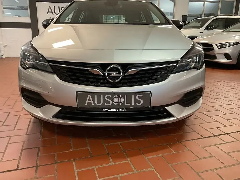 Gebraucht Opel Astra Design & Tech 130 PS (95 kW) 2022 Argon silber (metallic) Kleinwagen