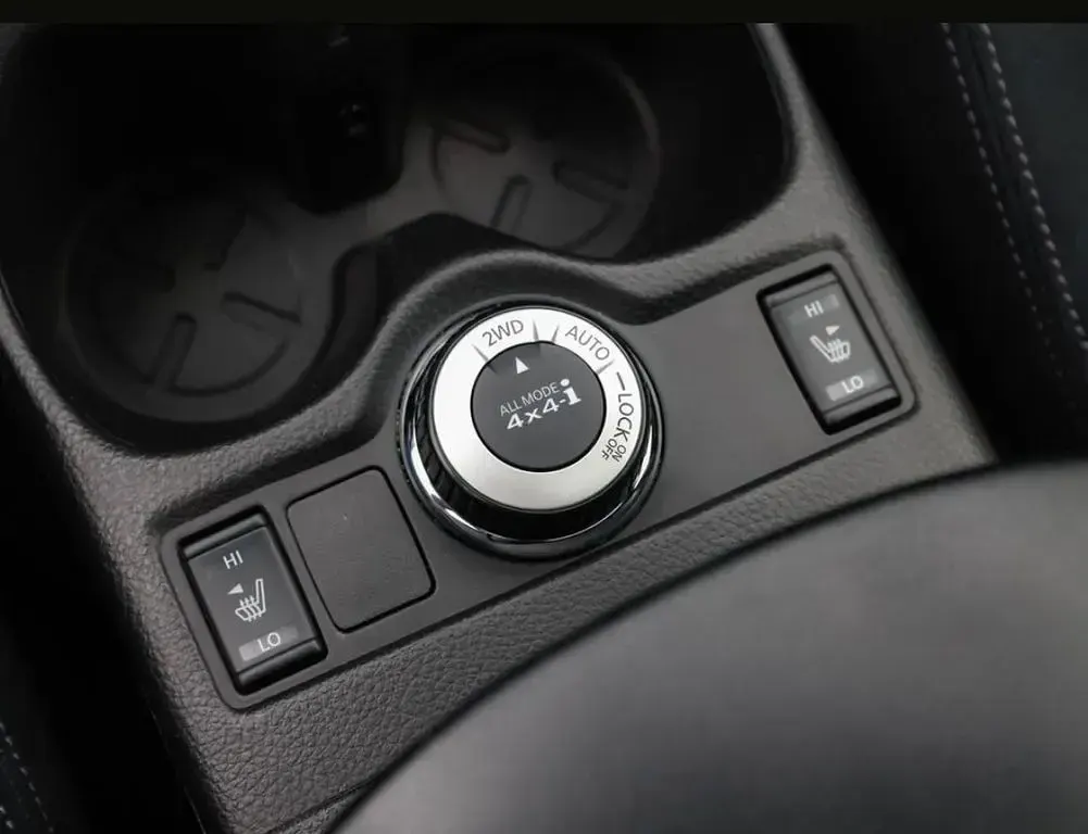 Gebraucht Nissan X-Trail N-Vision 177 PS (130 kW) 2017 Grau SUV