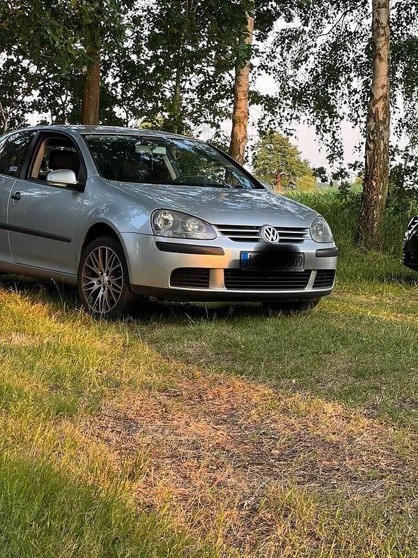 Gebraucht VW Golf IV Trendline 75 PS (55 kW) 2004 Silber Limousine