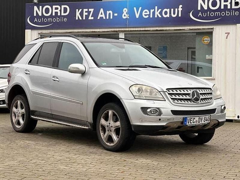Gebraucht Mercedes ML320 224 PS (164 kW) 2008 Silber SUV