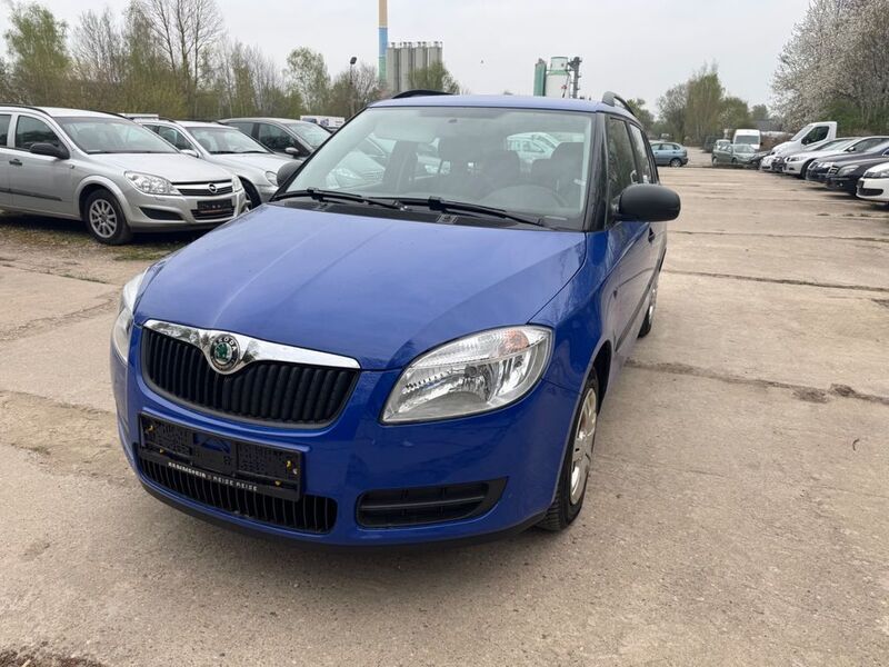 Blau Gebraucht 2009 Skoda Fabia Cool Edition Kleinwagen | 2.999 € (Fairer Preis) - Bild 1/4
