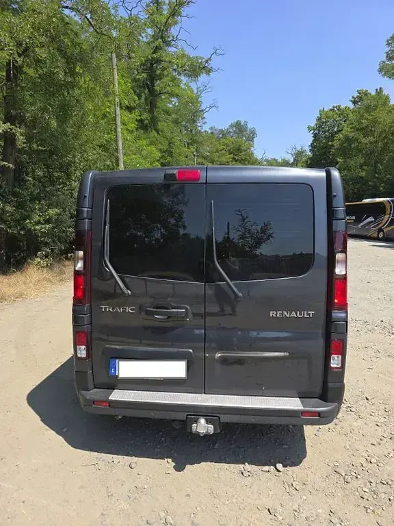 Gebraucht Renault Trafic 150 PS (110 kW) 2022 Grau Van / Kleinbus