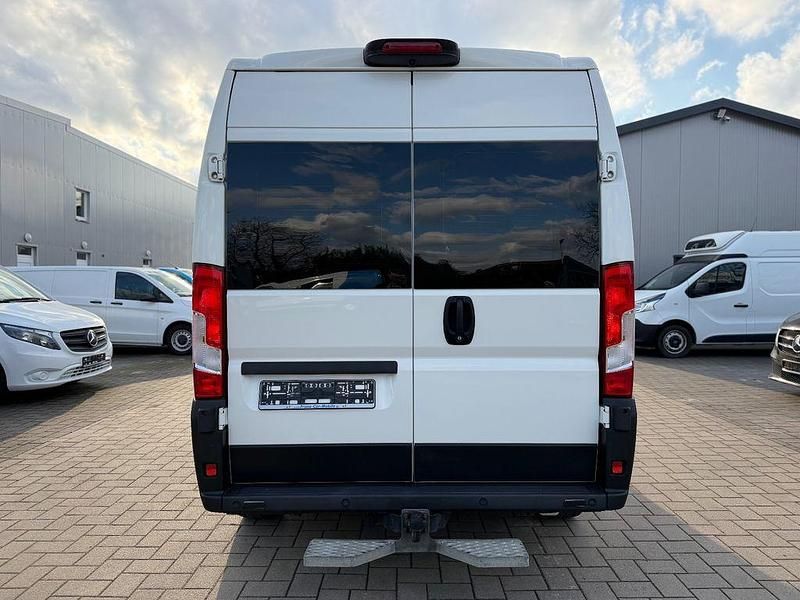 Gebraucht Peugeot Boxer 140 PS (102 kW) 2021 Weiß Van