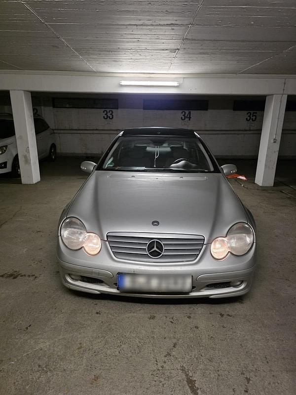 Gebraucht Mercedes CL180 129 PS (94 kW) 2001 Silber Coupé