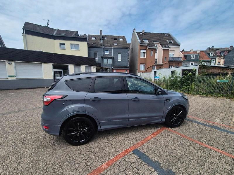 Gebraucht Ford Kuga ST-Line 230 PS (169 kW) 2019 Grau SUV