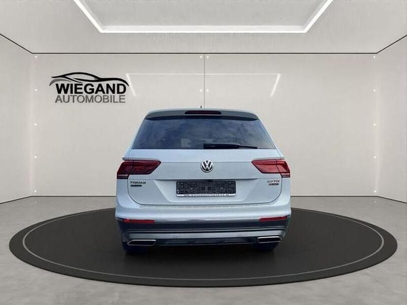 Gebraucht VW Tiguan Allspace Highline 239 PS (175 kW) 2017 Weiß SUV