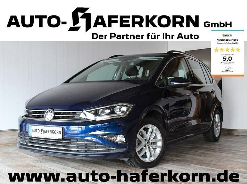 Używany VW Golf Highline 131 KM (96 kW) 2019 Niebieski SUV