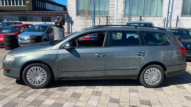 Gebraucht VW Passat 150 PS (110 kW) 2005 Grün Kombi