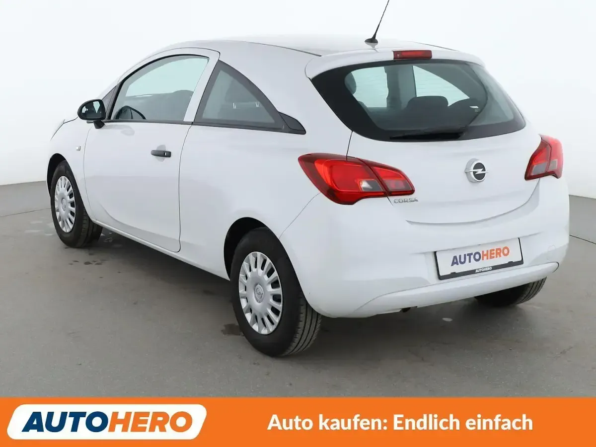 Gebraucht Opel Corsa Selection 69 PS (50 kW) 2017 Weiß Kleinwagen
