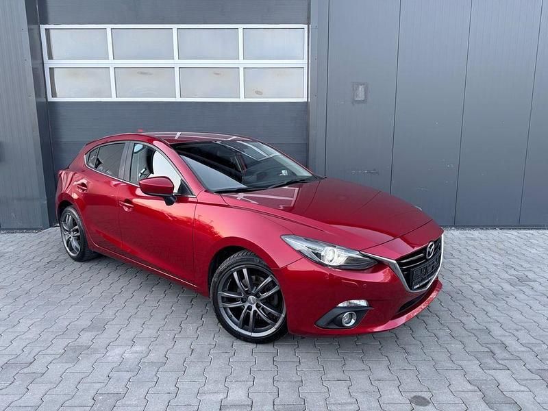 Gebraucht Mazda 3 Sports-Line 150 PS (110 kW) 2016 Soul red Limousine