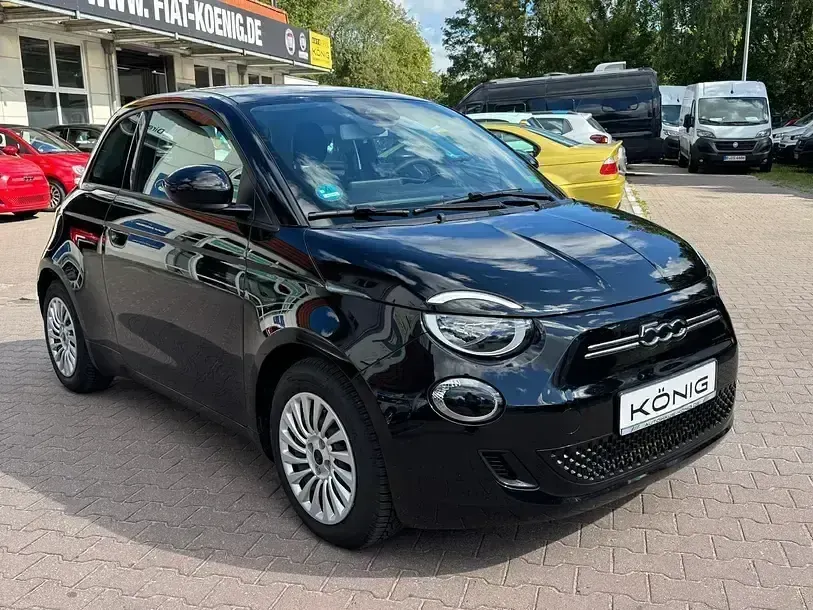 Gebraucht Fiat 500e 86 kW (118 PS) 2023 Schwarz Kleinwagen