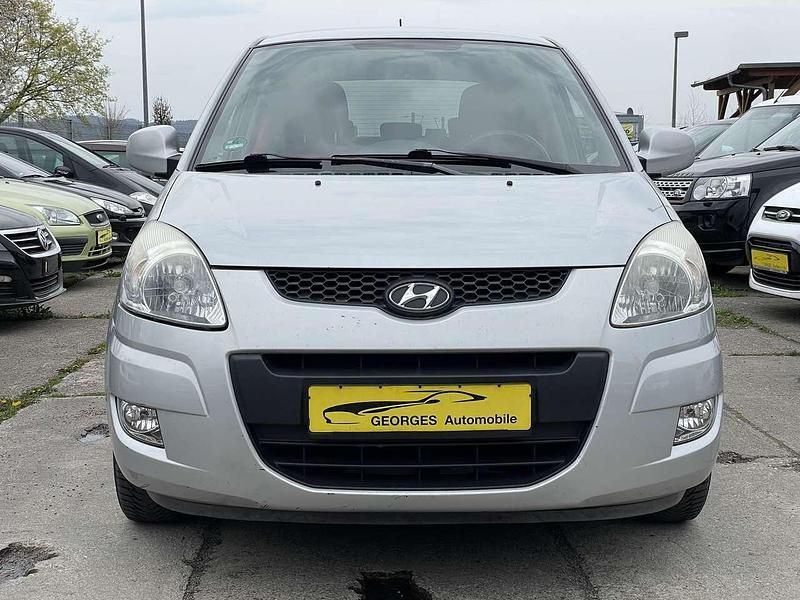 Gebraucht Hyundai Matrix Comfort 103 PS (75 kW) 2009 Silber Van / Kleinbus