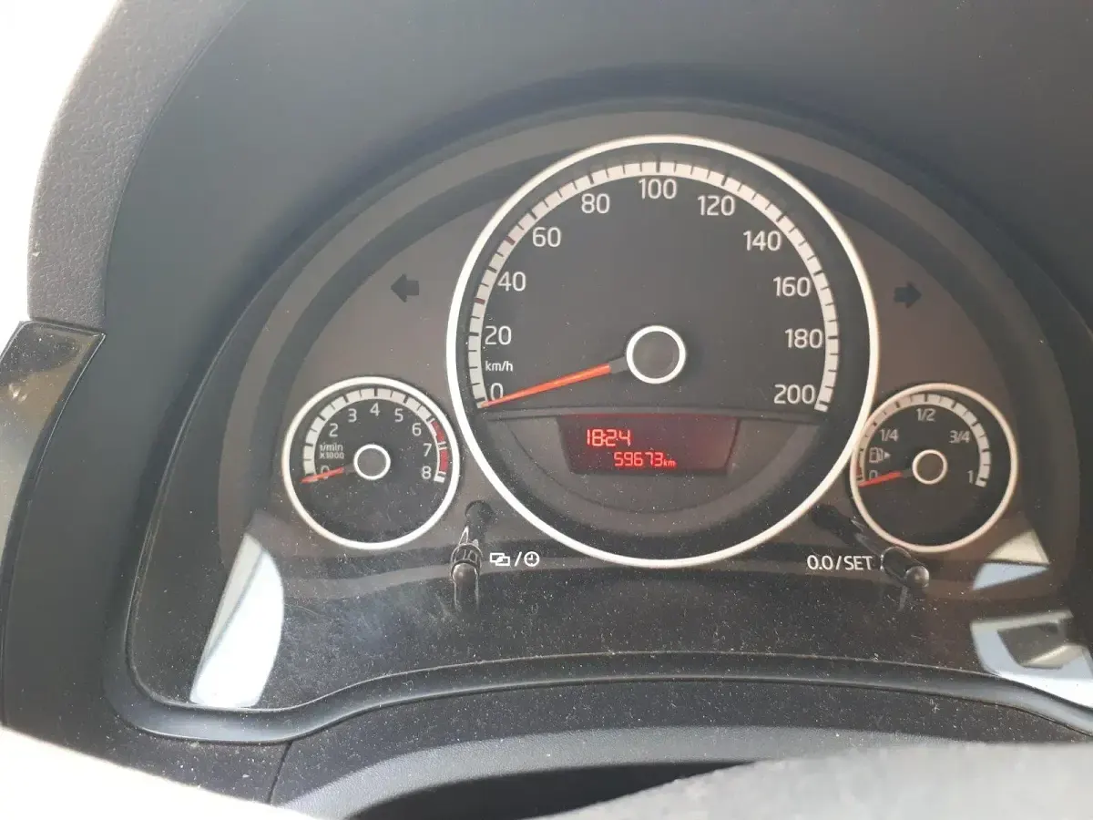 Gebraucht VW up! 60 PS (44 kW) 2013 Weiß Kleinwagen