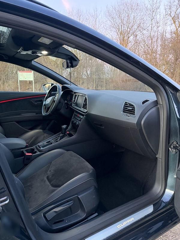 Gebraucht Seat Leon 4Drive 300 PS (220 kW) 2019 Schwarz Kombi