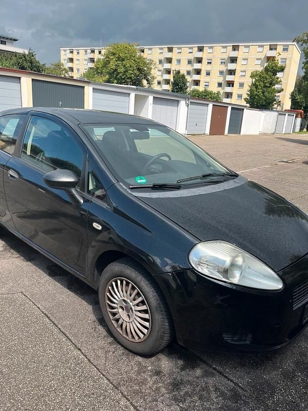 Schwarz Gebraucht 2008 Fiat Punto Kleinwagen | 650 € (Superpreis) - Bild 1/2