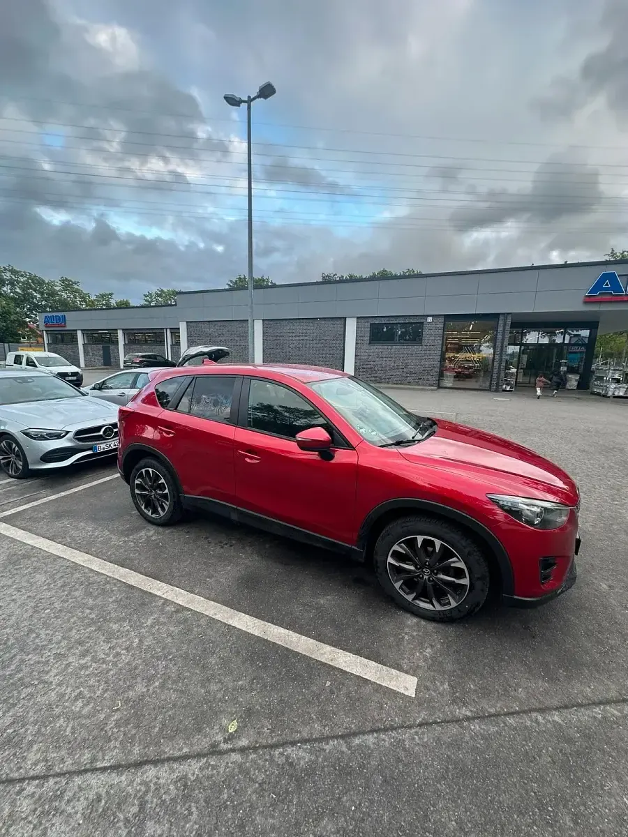 Gebraucht Mazda CX-5 175 PS (128 kW) 2016 Rot SUV
