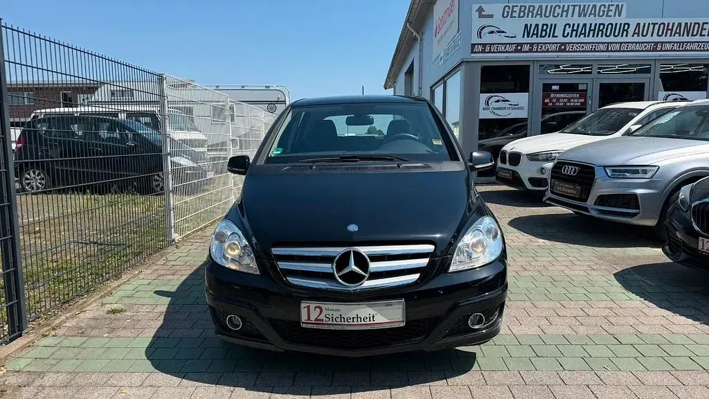 Gebraucht Mercedes B200 136 PS (100 kW) 2009 Schwarz Van / Kleinbus