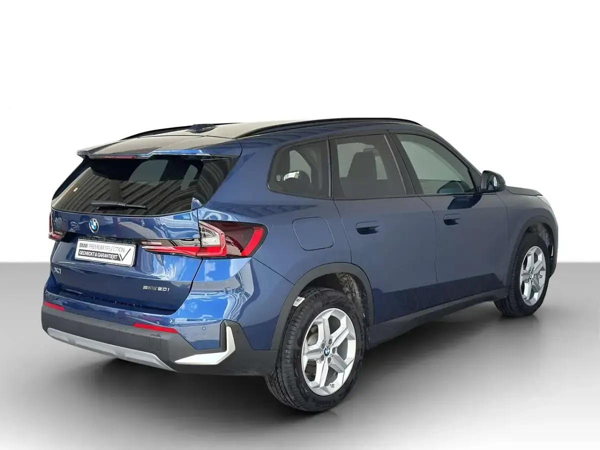 Gebraucht BMW X1 Sport Line 156 PS (114 kW) 2025 Blau SUV