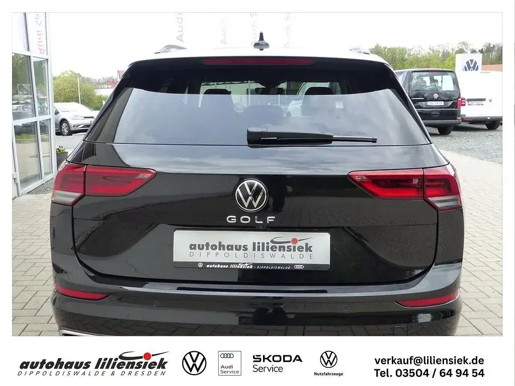 Gebraucht VW Golf VIII Style 150 PS (110 kW) 2024 Schwarz Kombi