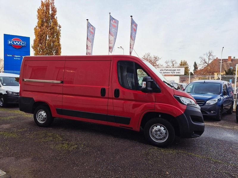 Gebraucht Peugeot Boxer 120 PS (88 kW) 2020 Rot Van