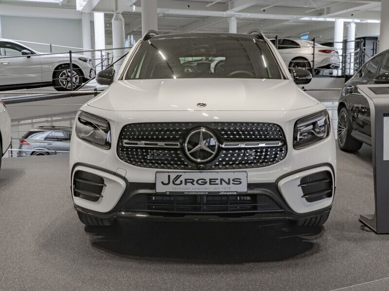 Gebraucht Mercedes GLB200 AMG 163 PS (119 kW) 2024 Unilack polarweiss SUV