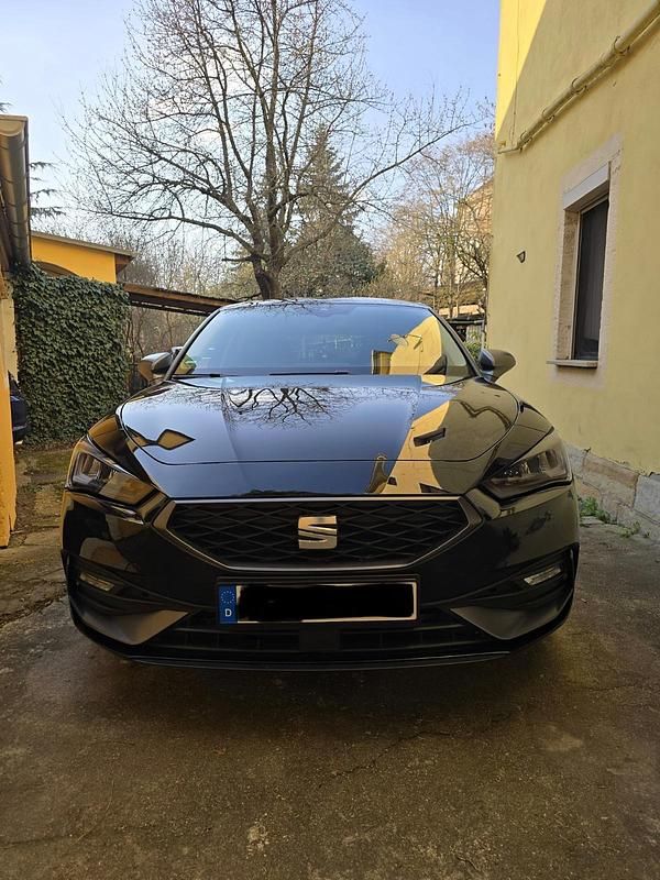 Gebraucht Seat Leon FR 150 PS (110 kW) 2022 Schwarz Limousine