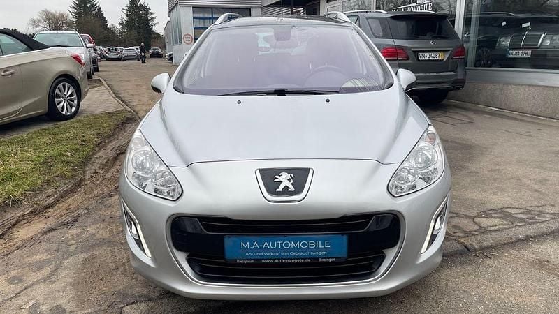 Gebraucht Peugeot 308 SW Allure 156 PS (114 kW) 2013 Silber Kombi