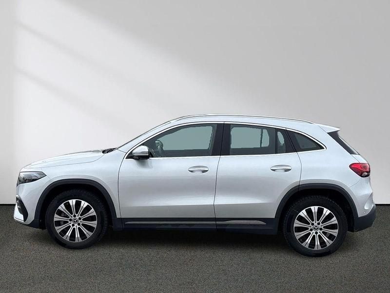 Gebraucht Mercedes EQA250 AMG 139 kW (190 PS) 2023 Silber SUV