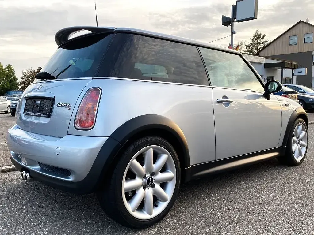 Second-hand Mini Cooper S 163 CP (119 kW) 2003 Argintiu Hatchback