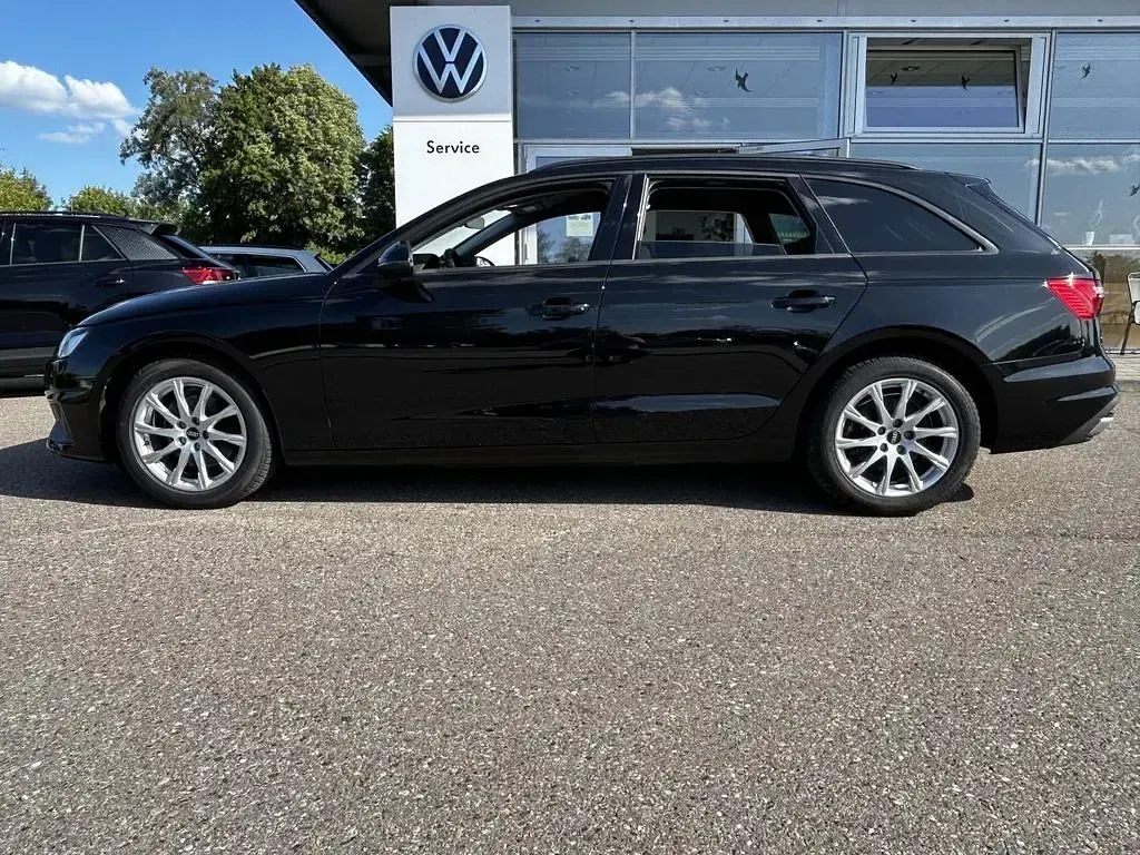 Gebraucht Audi A4 150 PS (110 kW) 2022 Schwarz Kombi