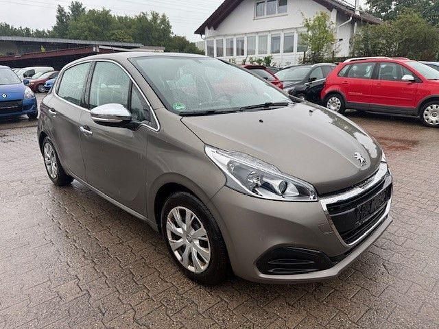 Gebraucht Peugeot 208 Active 82 PS (60 kW) 2016 Grau Kleinwagen