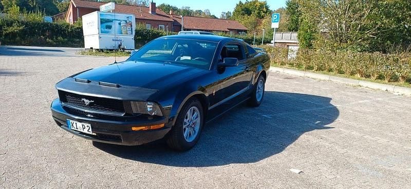 Schwarz Gebraucht 2007 Ford Mustang Coupé | 7.500 € (Fairer Preis) - Bild 1/4