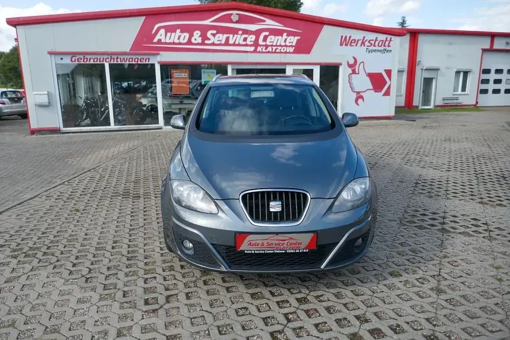 Gebraucht Seat Altea Style 125 PS (91 kW) 2013 Grau Van / Kleinbus