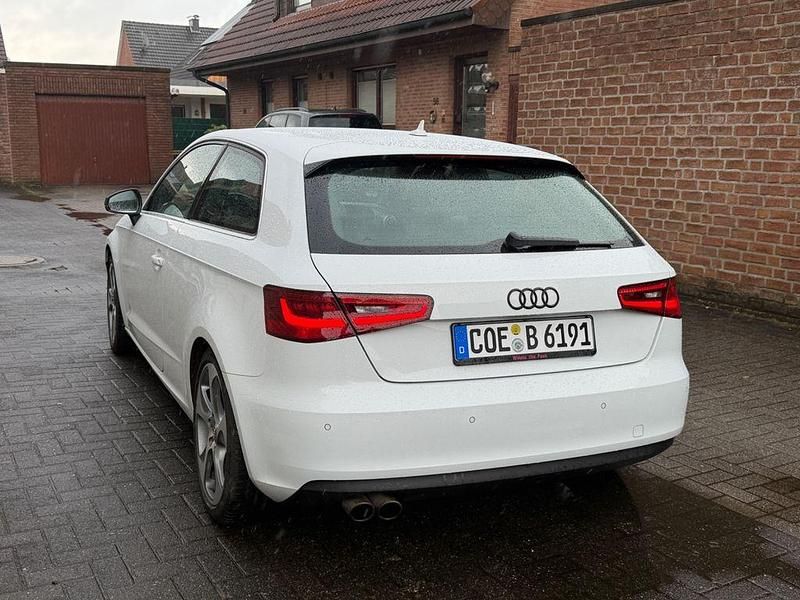 Gebraucht Audi A3 S-Line 179 PS (131 kW) 2012 Weiß Kleinwagen