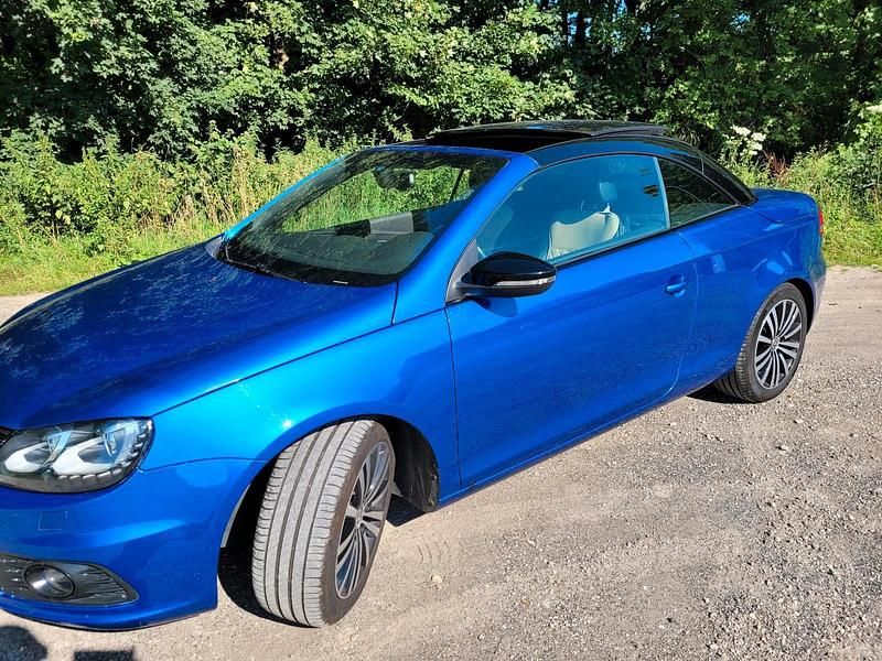 Gebraucht VW Eos 211 PS (155 kW) 2013 Blau Cabrio