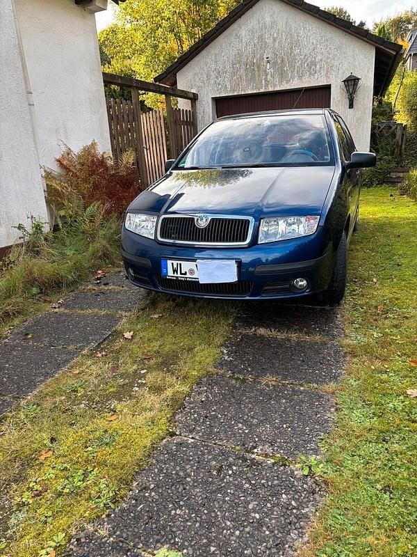 Blau Gebraucht 2006 Skoda Fabia Kleinwagen | 1.999 € (Teuer) - Bild 1/4