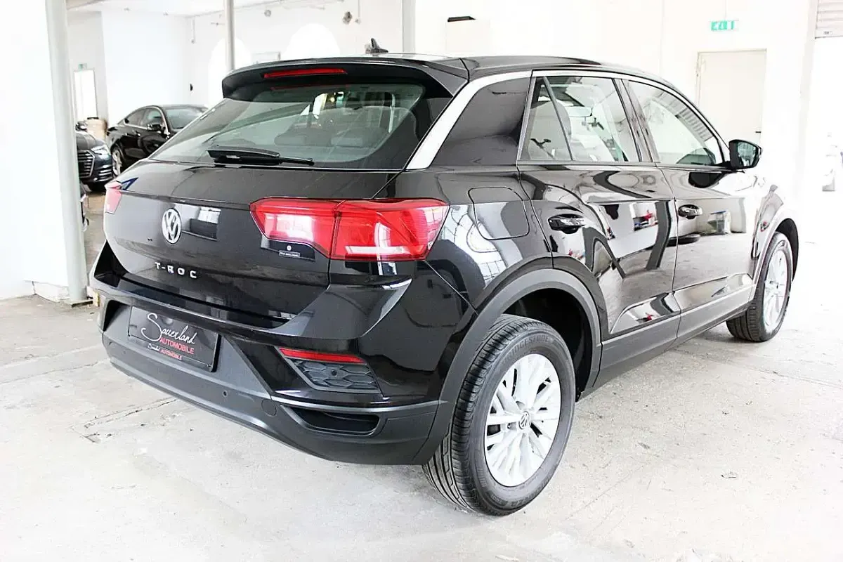 Usata VW T-Roc 116 CV (85 kW) 2019 Nero SUV
