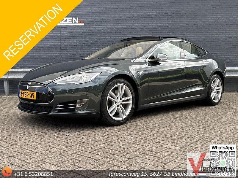 Grün Gebraucht 2014 Tesla Model S Kleinwagen | 13.800 € (Fairer Preis) - Bild 1/4