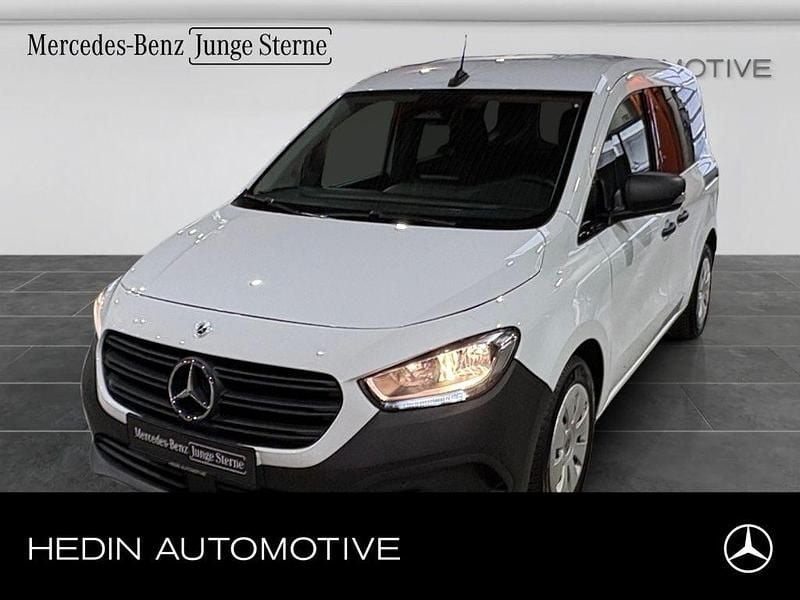 Weiß Gebraucht 2022 Mercedes Citan 110 Progressive Kombi | 20.825 € (Fairer Preis) - Bild 1/4