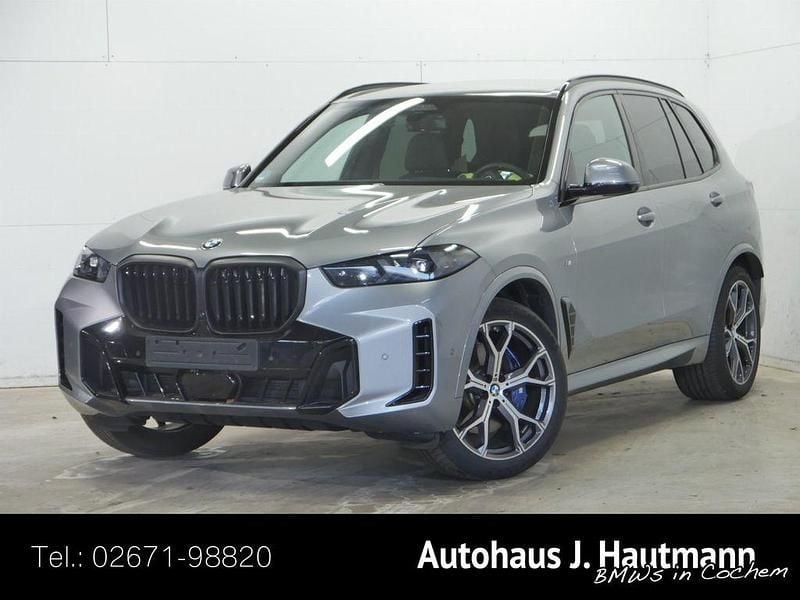 Grau Gebraucht 2024 BMW X5 M Sport SUV | 76.950 € (Superpreis) - Bild 1/4