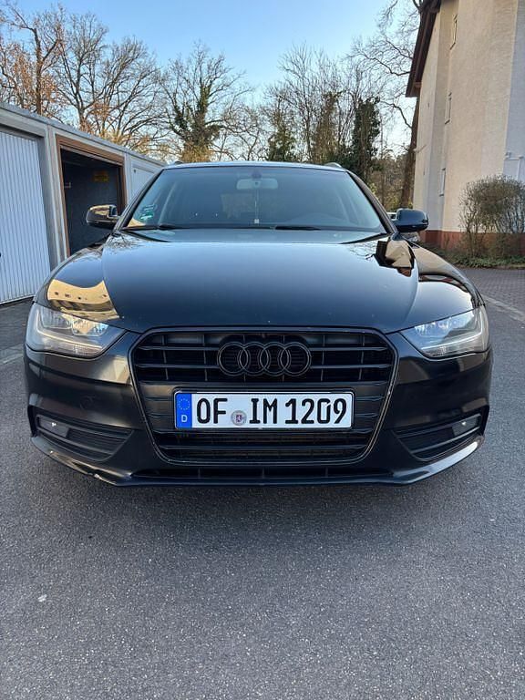 Gebraucht Audi A4 Attraction 150 PS (110 kW) 2013 Schwarz Kombi