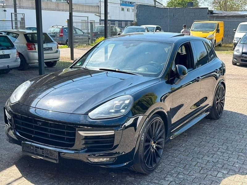 Gebraucht Porsche Cayenne GTS 441 PS (324 kW) 2016 Schwarz SUV