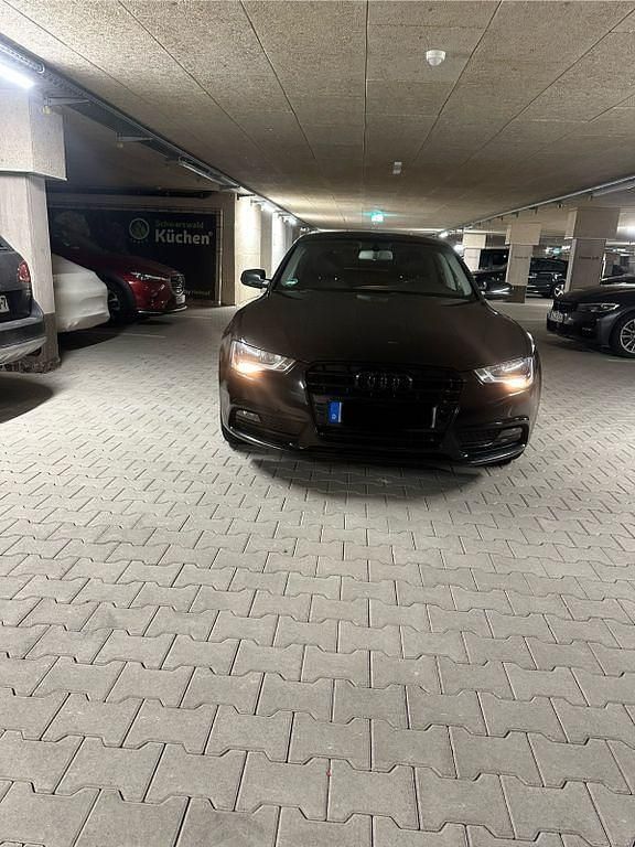 Schwarz Gebraucht 2016 Audi A5 Sportback Business Kleinwagen | 13.490 € (Superpreis) - Bild 1/4